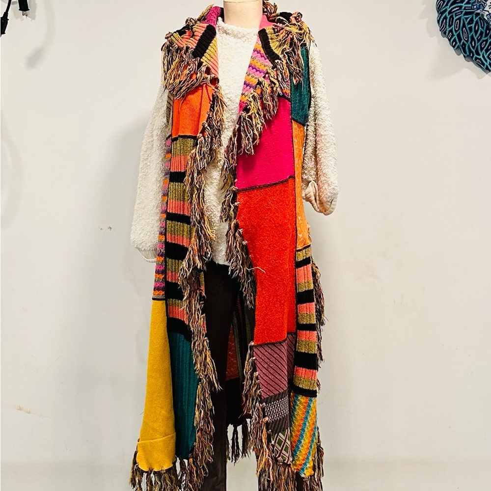 Long women vest with a hood. Such AMAZING⭐️bought in Chile, style Boho, Western,